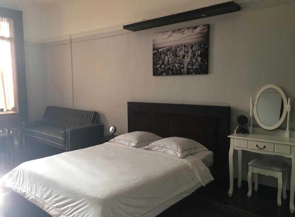 Elysees Vip Apartment *